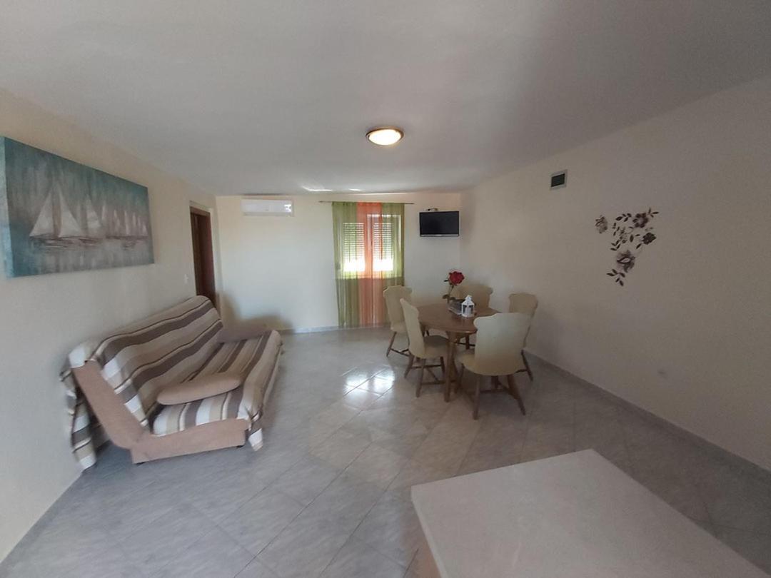 Apartments Elvir Nin Extérieur photo